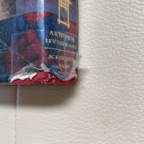 Harry Potter and the Sorcerer’s Stone Hardcover Book - Picture 4 of 8